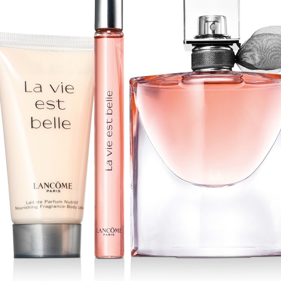 Lancome Accessories - La Vie Est Belle
